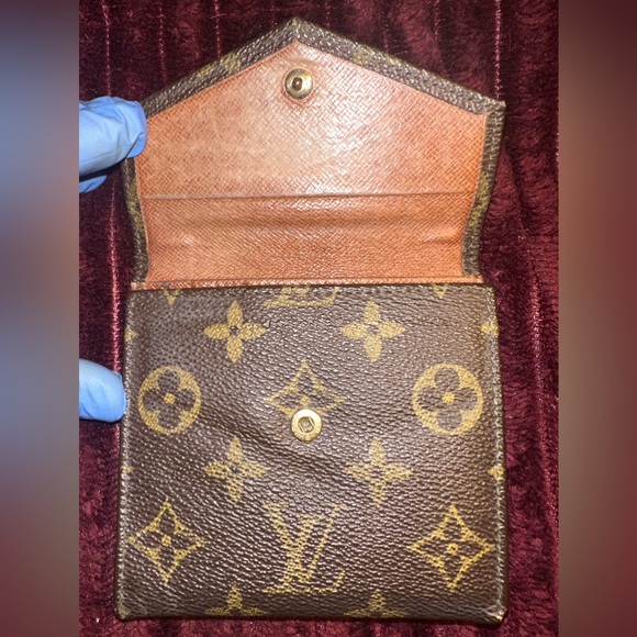 Louis Vuitton Monogram Elise Wallet - Picture 3 of 14